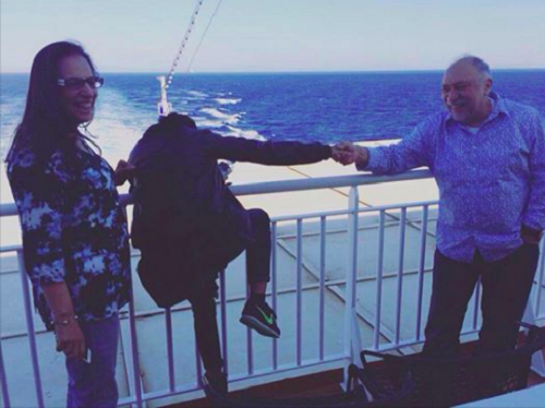 Tuần trăng mật với mẹ chồng